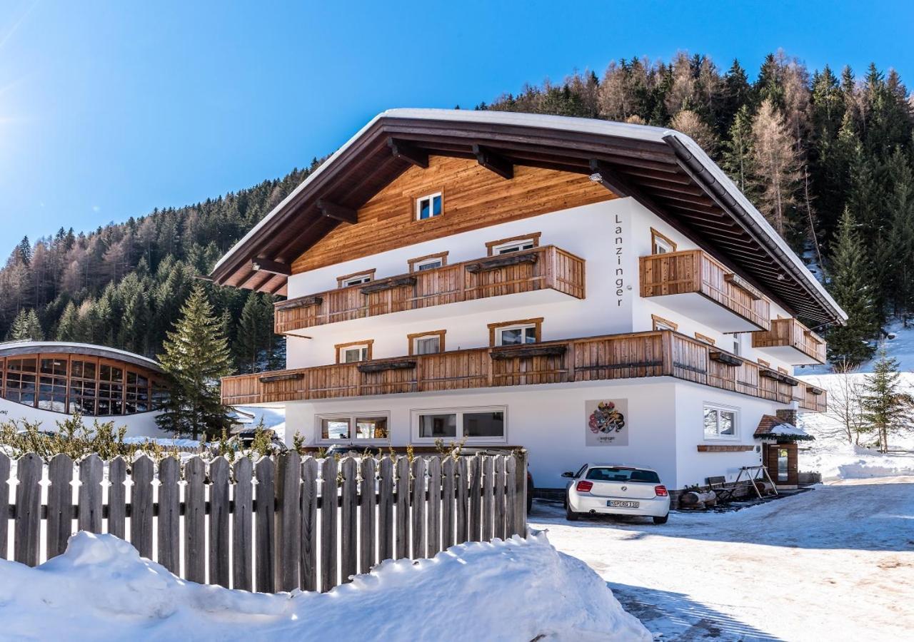 Garni Lanzinger Hotell Selva di Val Gardena Exteriör bild
